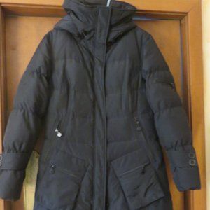 Calvin Klein medium black puffer long coat, excellent condition euc